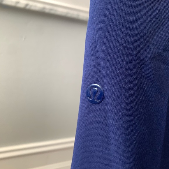 blue lululemon joggers - Picture 3 of 6